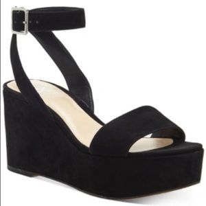 3 pairs of sandals wedge , vince camuto and edit brand
